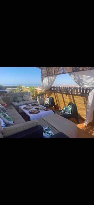 Apartmán Precioso Atico Cerca Playa Con Bonita Terraza Aguadulce  Exteriér fotografie