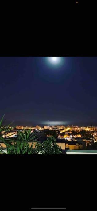 Apartmán Precioso Atico Cerca Playa Con Bonita Terraza Aguadulce  Exteriér fotografie